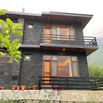 Nisarg Inn