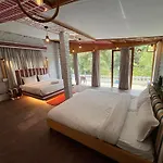 Hotel English Rose, #Personal Parking, #Petfriendly, #Garden, #Bonfire Under The Stars