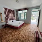 Hotel English Rose, #Personal Parking, #Petfriendly, #Garden, #Bonfire Under The Stars
