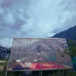 Tripifly Cabin