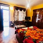 Hotel Chetna Manali