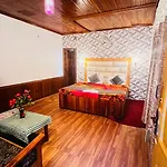 Hotel Chetna Manali