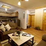 Goroomgo Hotel Daddy Manali