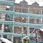 Hotel Neelgiri - Manali Diaries