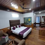 Hotel Triengle Hights