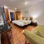 Manuallaya The Resort & Spa