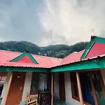 Pine N Peak Cottage