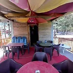 Snow Vista Hotel And Restaurant