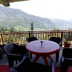 Snow Vista Hotel And Restaurant