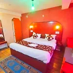 Hotel Gilbert Mountain View