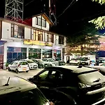 Hotel Hadimba Mountain View - Near Mall Road Manali M 88948-44503