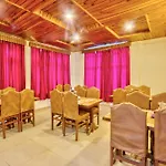 Hotel Royal The Mall Manali