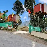 Collection O Hampta House