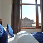 The Richie Royal Inn