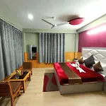 Manali Apple Villa