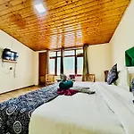 Hotel The Sliver Land # Mountain View # River View # Near Volvo Bus Stand # Family Hotel # Open Terrace
