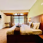 Hotel The Sliver Land # Mountain View # River View # Near Volvo Bus Stand # Family Hotel # Open Terrace