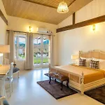 Stayvista At Ekaa House With Bbq, Bonfire, Wifi, Lawn & Pet Friendly