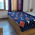 Om Hotel