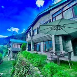 Nomad 2 Bedroom Independent Luxury Cottages