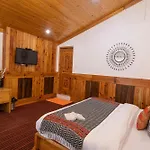 Hotel Woodshed