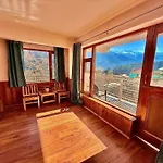 Drifters Inn - The Hidden Tribe