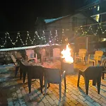 Valley Of Sublime!!! Nirvana Hills!!! A Family Hotel With Roof Top Lounge And Restaurants