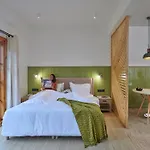 Standout Suites