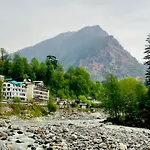 River Grand View Resort And Spa Manali - A River Side Property