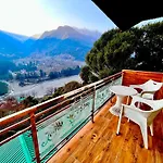 Rockland Cottage, Manali - Centrally Heated & Air Cooled Premium Rooms