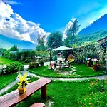 Hotel Himalayan Classic, Manali