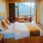 Hotel Nayra