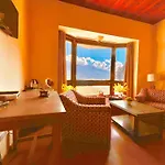 Sagar Resort !! Mountain View ! Luxury Stay ! Family Resort ! Private Parking ! Near Mall Road