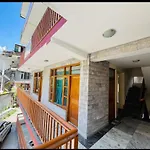 Hotel Hadimba Regency ! Free 4 Wheeler Parking ! Mountain View Rooms ! Near Mall Road Manali