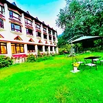 Ramayan Resort Manali Near Mall Road With Big Parking