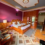 The Rama Lodge, Manali - 1,2,3,4 Bedrooms Independent Luxury Cottages Available With Mountain View