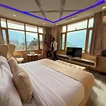 Hill River Resort - Central Heated & Air Cooled - Near Mall Road , Best Property Of Manali 2024- 2025