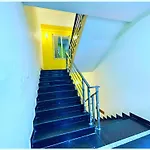 Manali Hotel H A R M O N I Near River And Temple
