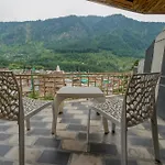 Hotel Glacier Resort