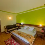 Hotel Glacier Resort