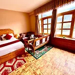 Snow Clad Riverview Hotel & Resort, Manali