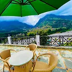 Snow Clad Riverview Hotel & Resort, Manali