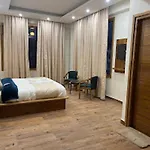 Mountain Majesty\'S Inn Rooms & Restaurant