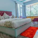 Resort Apple Flower Heritage