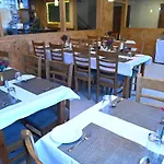 Hotel Trio Manali