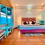 Hotel New Hadimba Palace Inn - Mountain View With Premium Rooms Near Mall Road , Manali