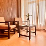 Hotel Outtown Manali - #Near Mall Road #Premium Rooms #Parking #Lift #Open Terrace #Cafe #Guest Preferred