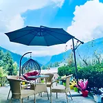 4 Bedroom Luxury Bungalow In Manali With Beautiful Scenic Mountain & Orchard View