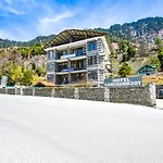 Hotel Barkha Manali
