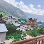 Hotel Hadimba Regency ! Free 4 Wheeler Parking ! Mountain View Rooms ! Near Mall Road Manali